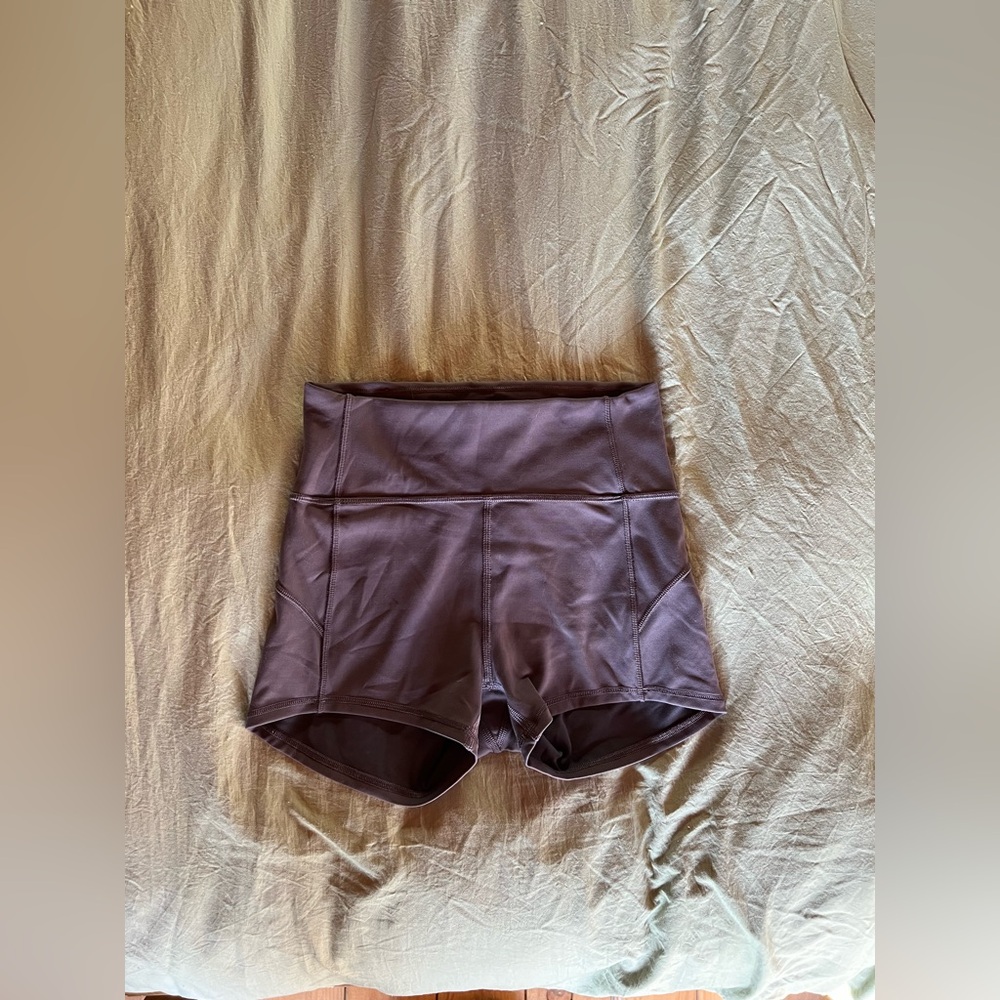 Lululemon xs yoga shorts